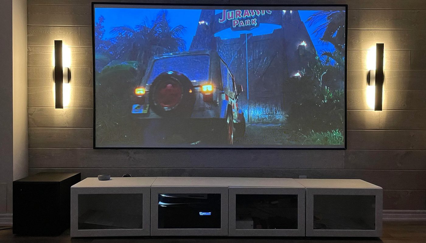 Home theater with projector